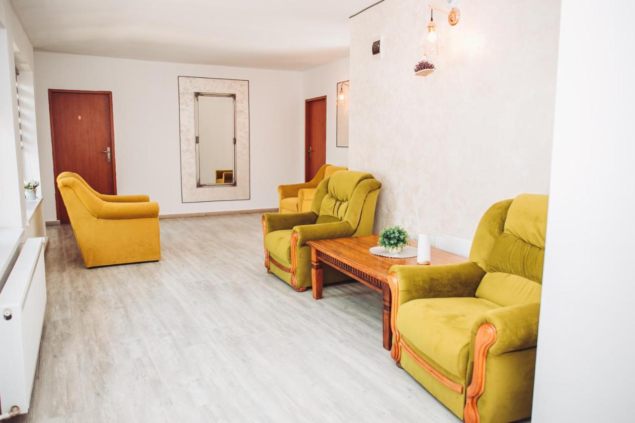 Casa Ryana Self Check-In Motel Gilau Exterior photo